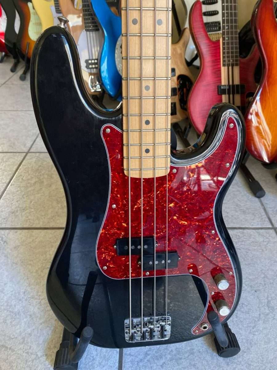 FENDER AMERICAN STANDARD PRECISION BASS 2001 usato 2 FENDER AMERICAN STANDARD PRECISION BASS 2001 usato - immagine 2