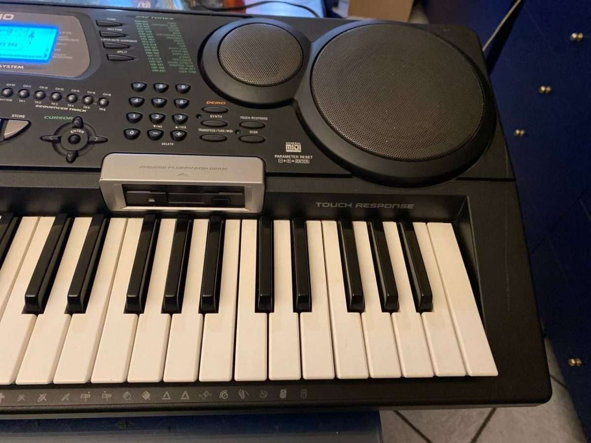 Casio CTK-731 Tastiera Arranger 61 Tasti USATO 4 Casio CTK-731 Tastiera Arranger 61 Tasti USATO - immagine 4