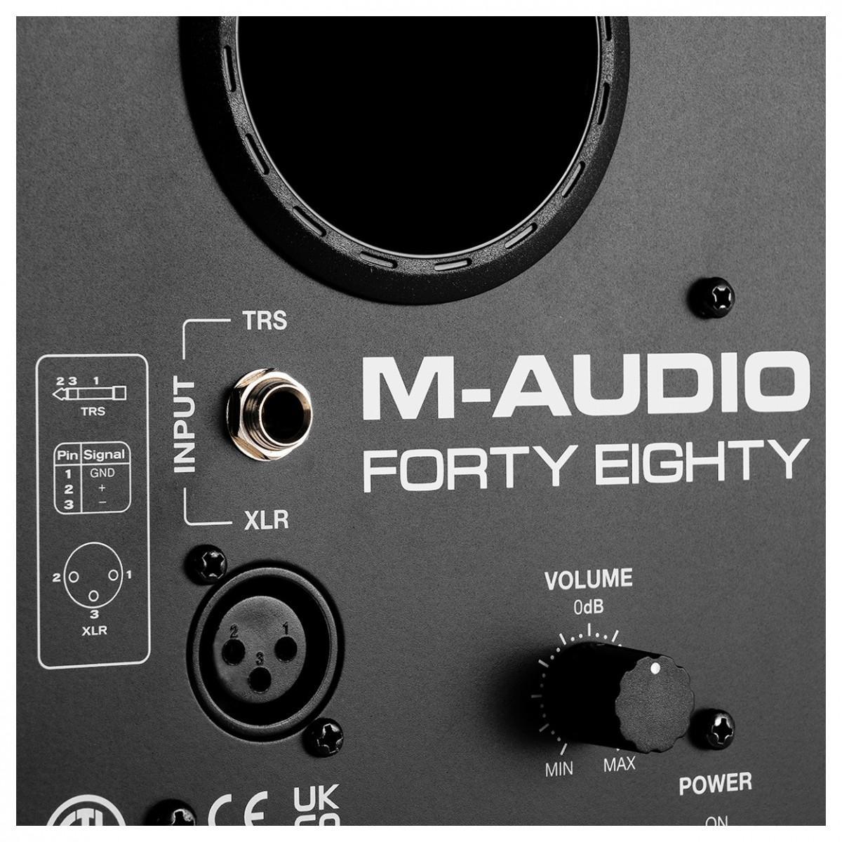 M-Audio Forty Eighty 3 Ingressi XLR e TRS del monitor M-Audio Forty Eighty con controllo volume