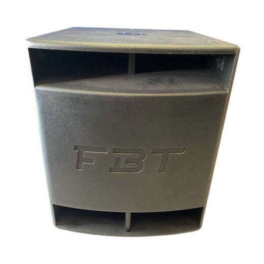 Subwoofer attivo FBT HiMaxX 100Sa visto frontalmente con logo FBT e aperture bass reflex
