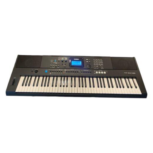 Yamaha PSR-EW425 tastiera portatile 76 tasti con display LCD, speaker integrati e pannello comandi